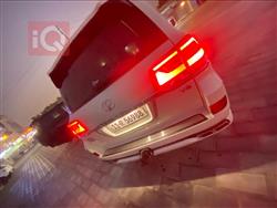 تۆیۆتا لاند کروزەر